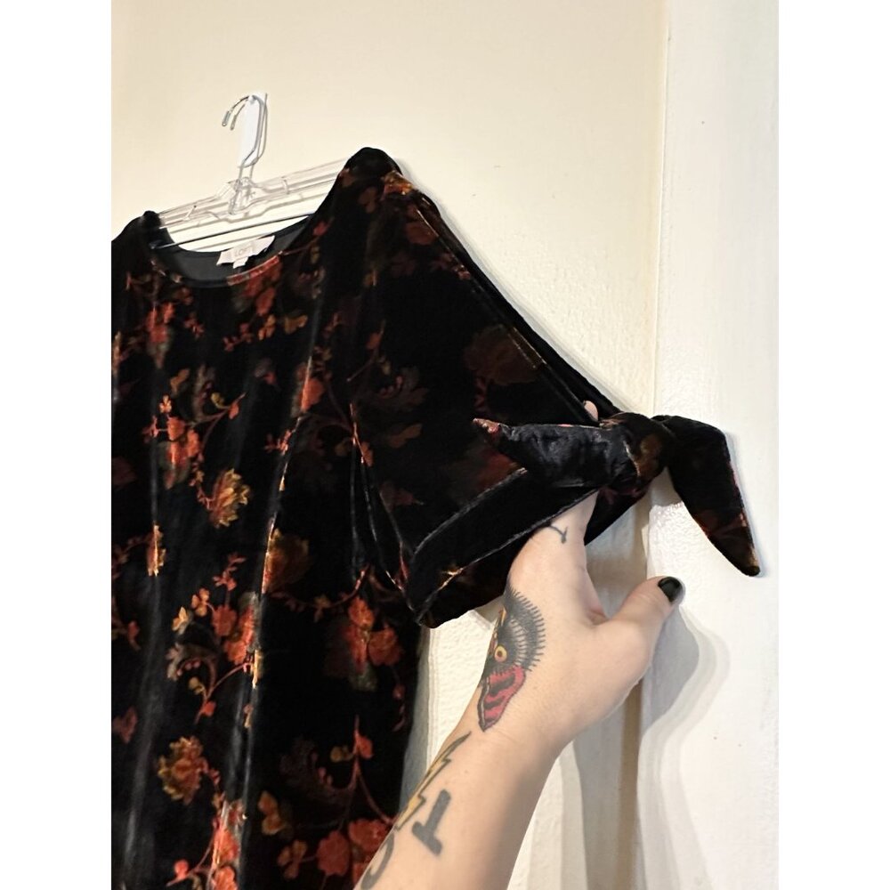 NWT Ann Taylor LOFT Women's Velvet Floral Shift Mini Dress Size Medium - Picture 5 of 9